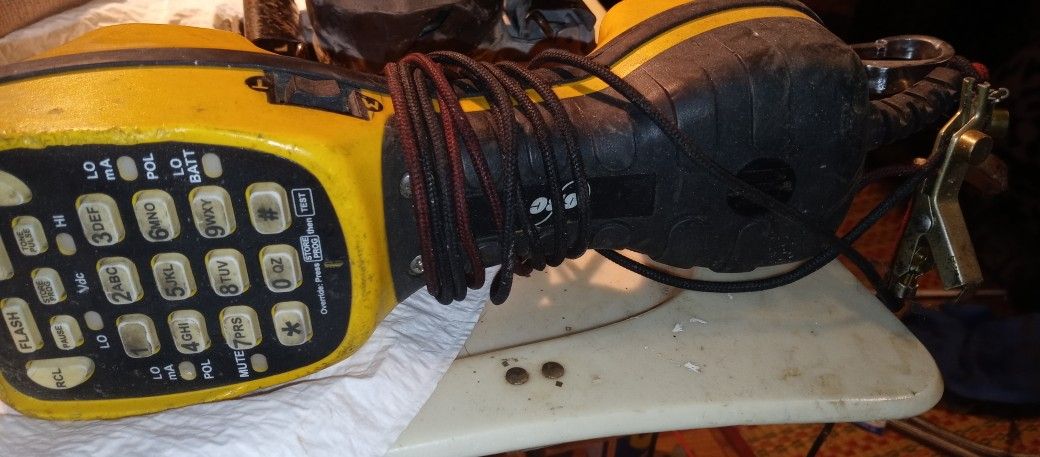 Fluke TS44 Deluxe Line Man Phone Line Tester