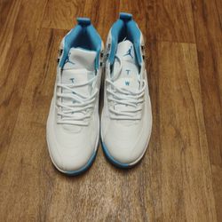 Jordan 12 - University Blue 