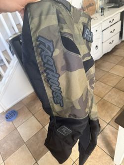 Fasthouse Riding Pants Youth 2 Pairs 