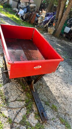 Save lawnmower  Trailor has service rust needs tire pumped up