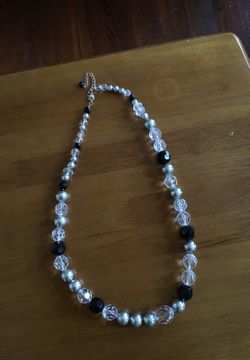 Beaded necklace