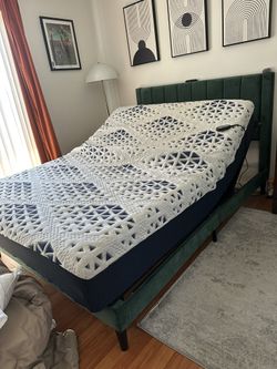 Adjustable Queen size bed frame
