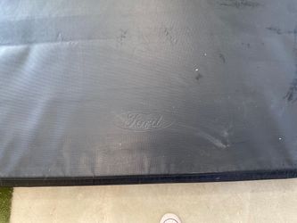 Soft Tri-Fold Tonneau Bed Cover –
