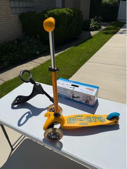 Micro Mini Scooter - Yellow w/ Seat Attachment