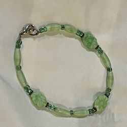 Green And White Glass Floral Anklet