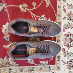 Brown/Tan Levi’s Strauss Comfort Sneakers Size 13