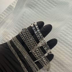 Silver Chains 