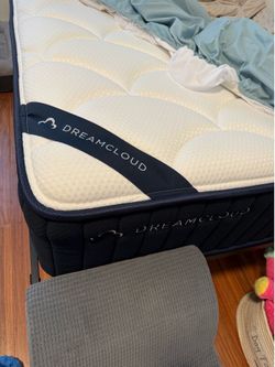 Twin DreamCloud classic Hybrid Mattress