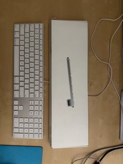 Apple extended keyboard wired