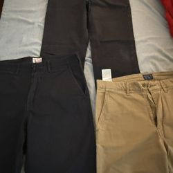 Multiple Pairs Of Size 32/32 Levi pants