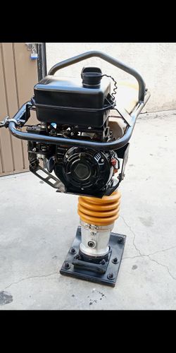Loncin RM80 gas tamping rammer jumping jack soil and asphalt compactor RM80 in excellent working condition