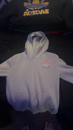 Under  armor hoodie