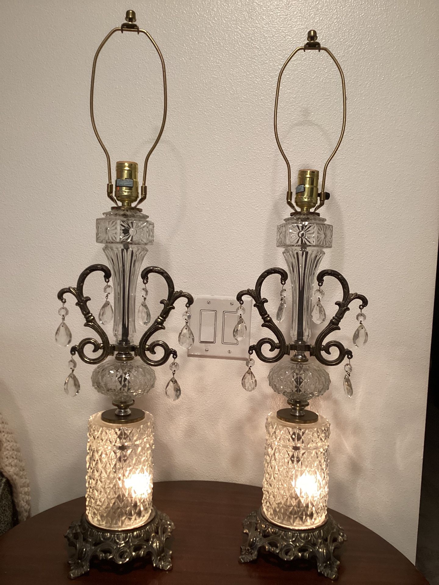 2 Crystal Lamps