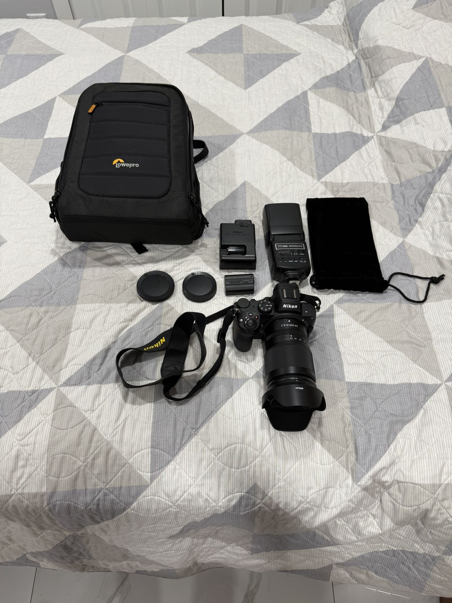 Nikon Z5, Z24-200mm F/4-6.3 VR