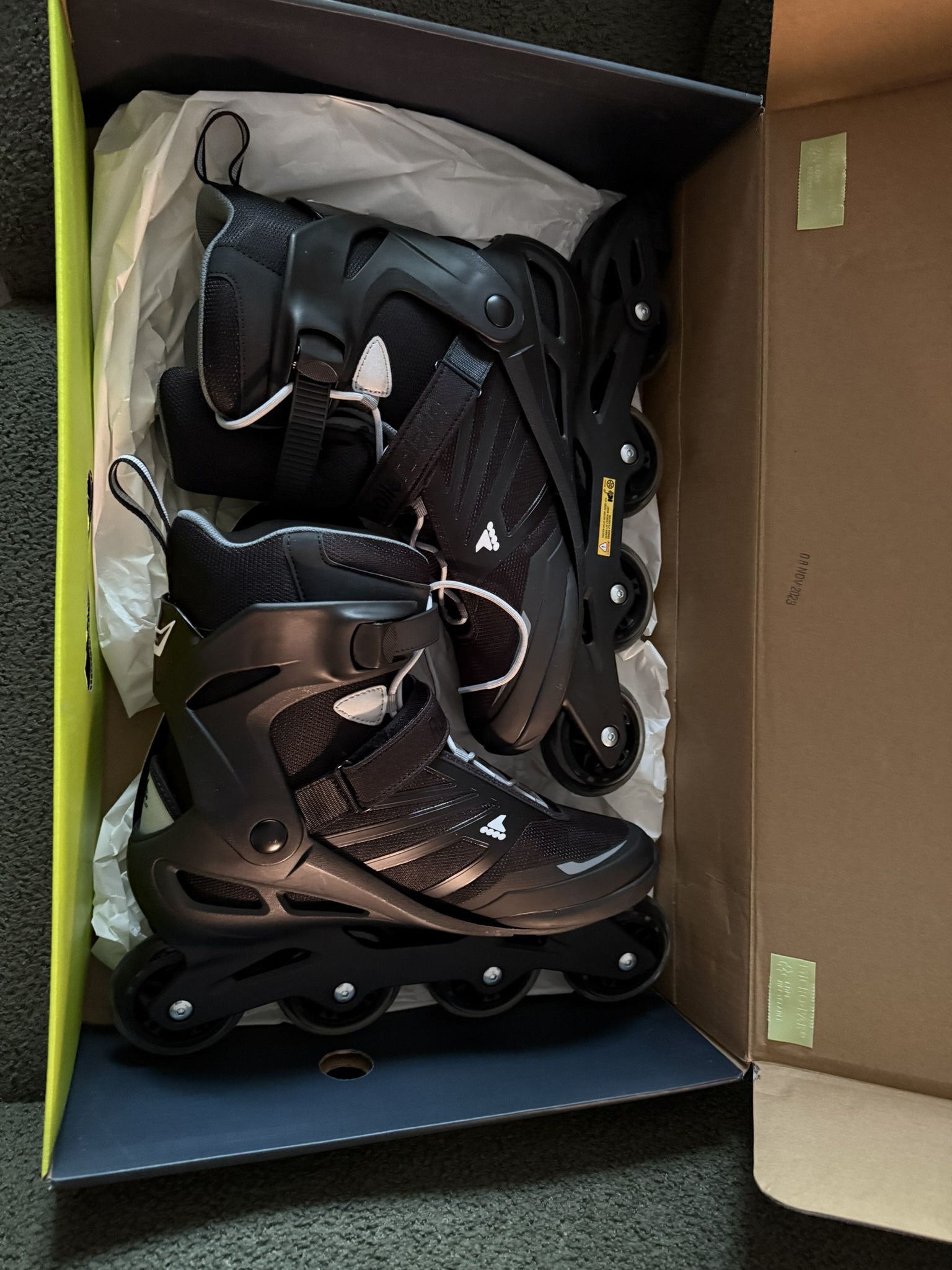 Rollerblade Mens Size 11 Like New Used Once