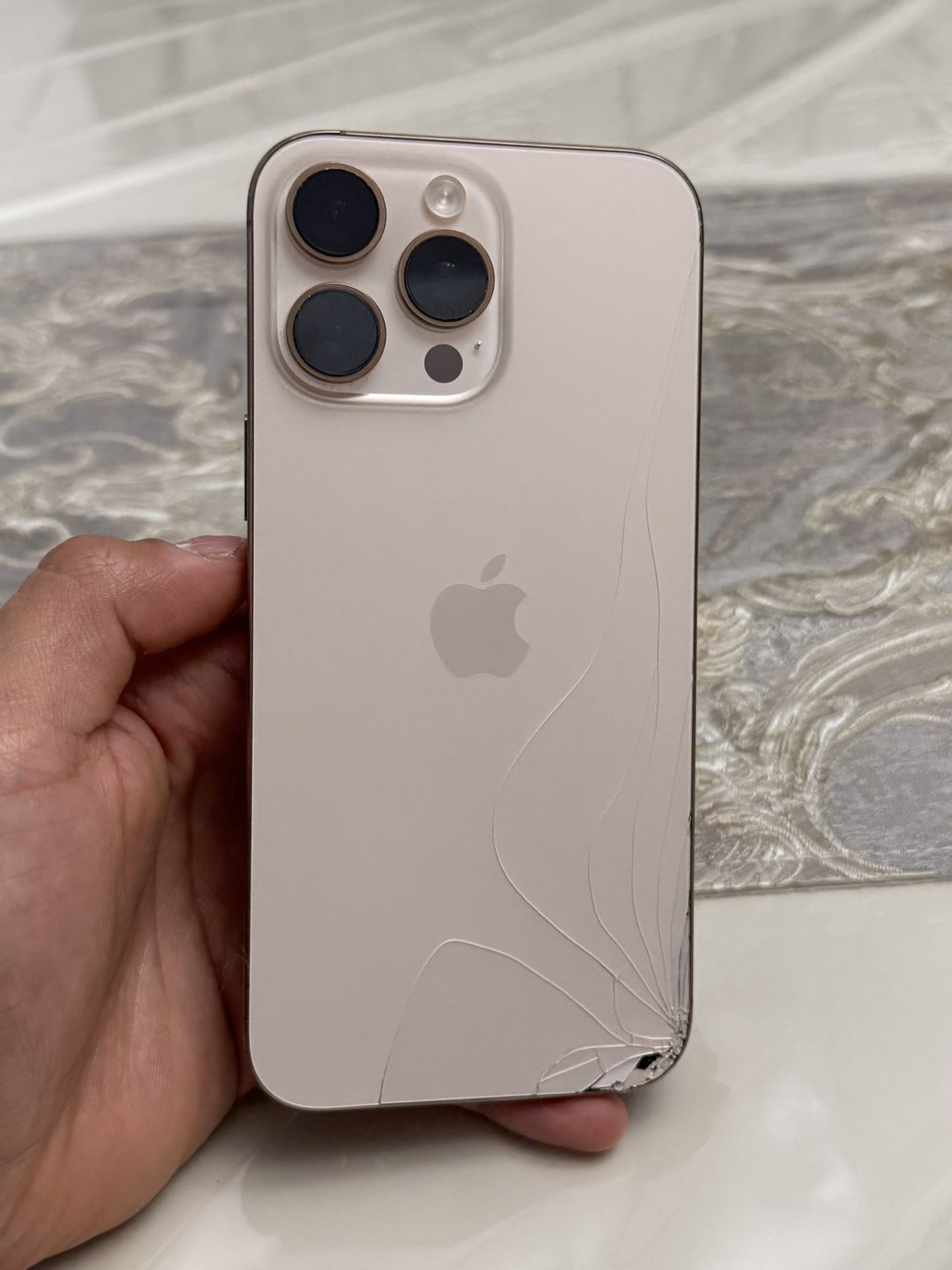 Apple iPhone 16 PRO MAX 256Gb (Read Description)