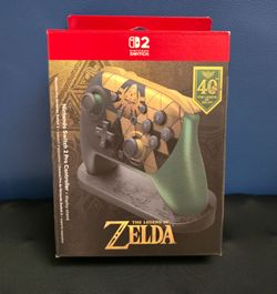 Nintendo Switch™ 2 Pro Controller + display stand - The Legend of Zelda - 40th Anniversary Edition