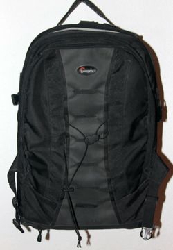 LowePro Rolling Computrekker Plus AW camera bag backpack