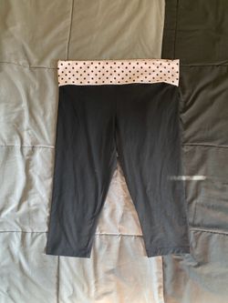 Women Victoria's Secret pink polka dot leggings Size L