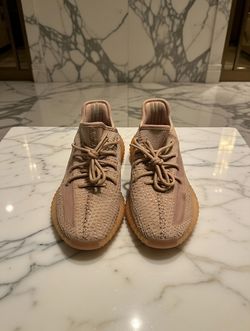Yeezy Boost 350 V2 Clay - Size 8.5