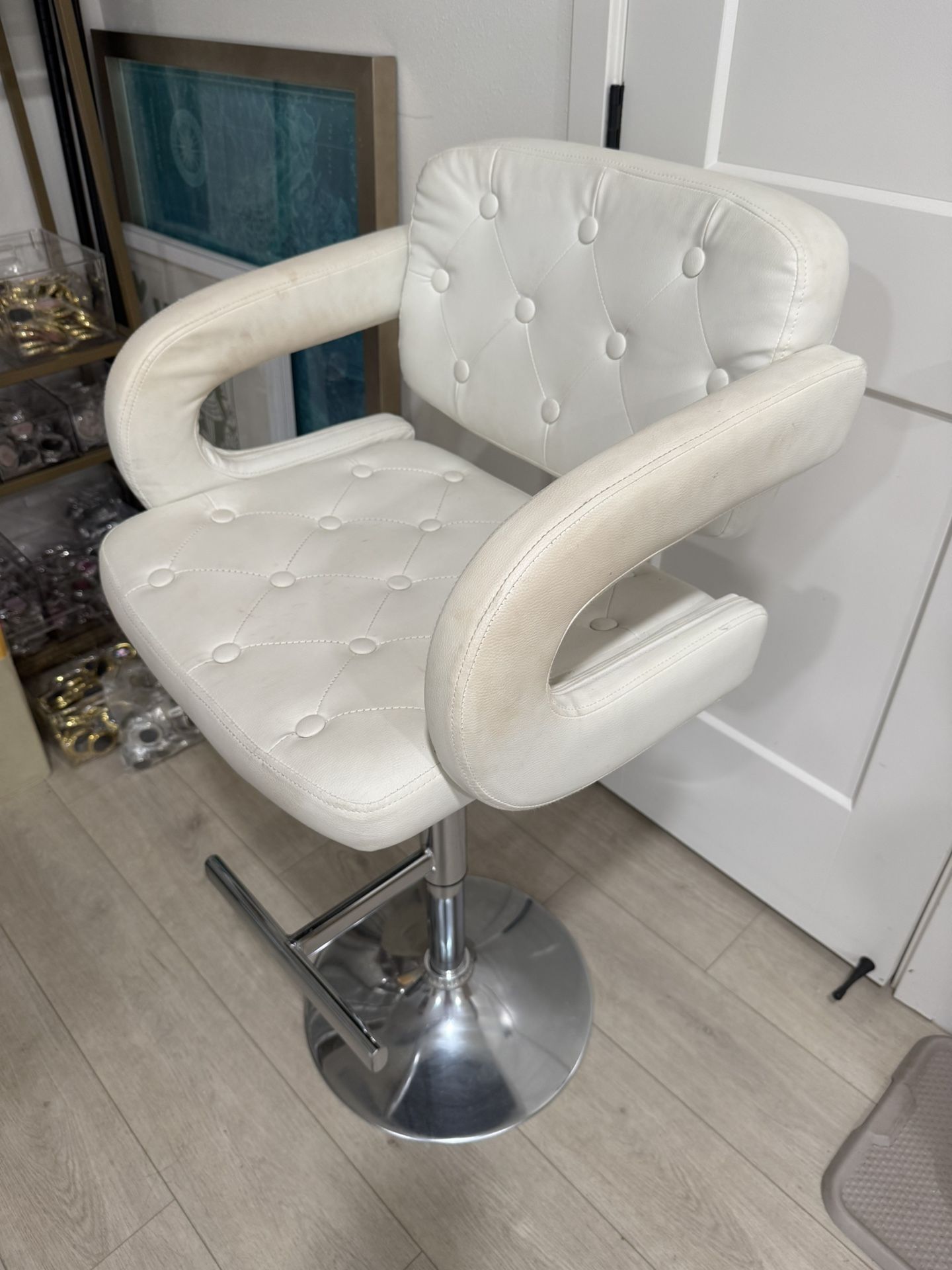 Makeup Or Salon Chair