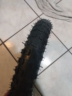 Dirt bike tire