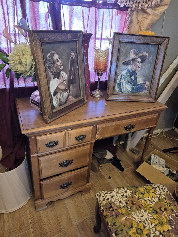 Desk