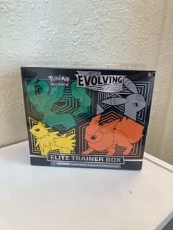 Pokémon TCG Evolving Skies ETB [Flareon, Jolteon, Leafeon]
