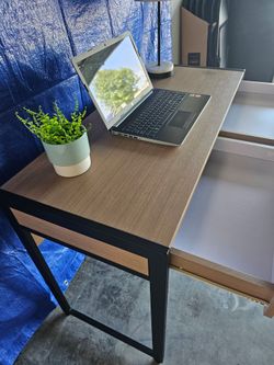 Modern Office Desk