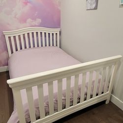 White Full Bed With Dresser