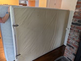 Queen Size Adjustable Bedframe with Remote