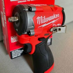 Milwaukee FUEL Stubby 3/8  Impact Wrench 2562-20