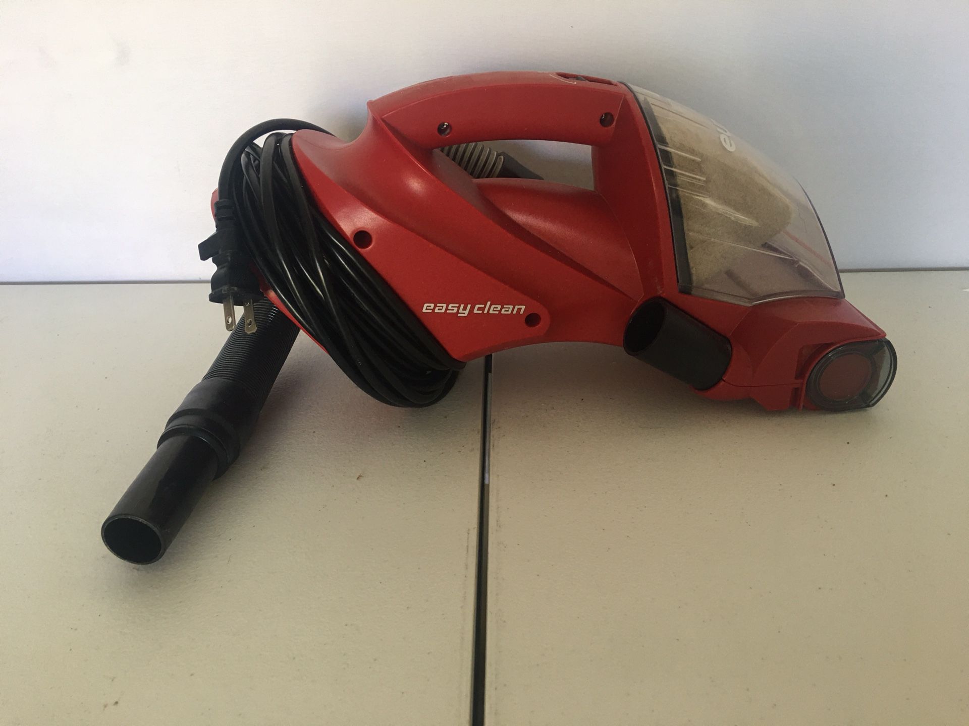 Eureka 72A EasyClean Deluxe Handheld Cleaner, Corded Vacuum, LightweightRed for Sale in Sun