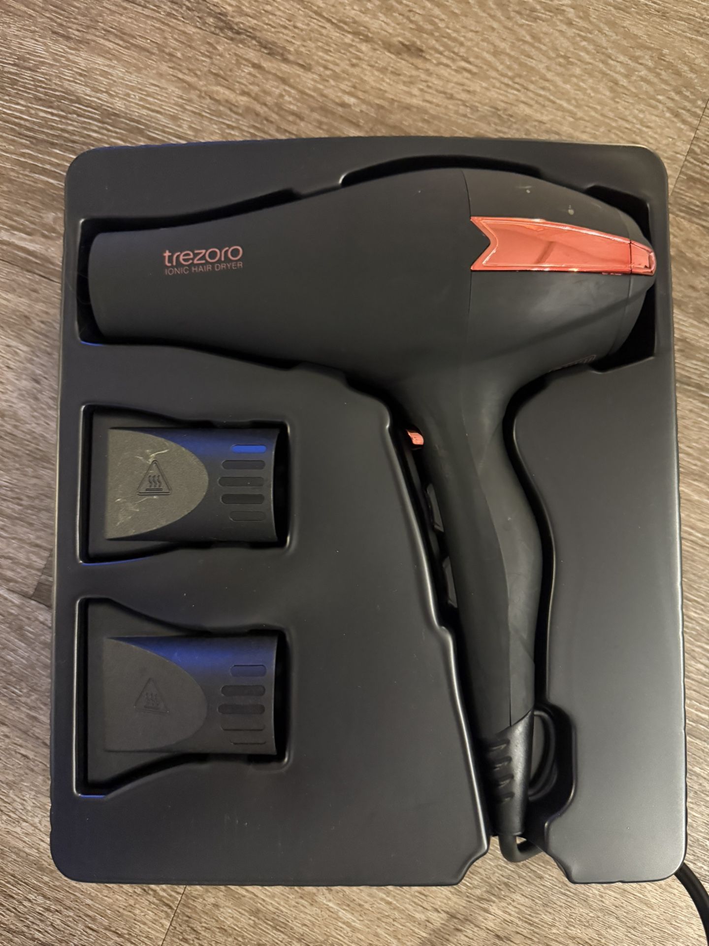 Trezoro Professional Ionic Hair Dryer – Like New, with Box & Attachments
