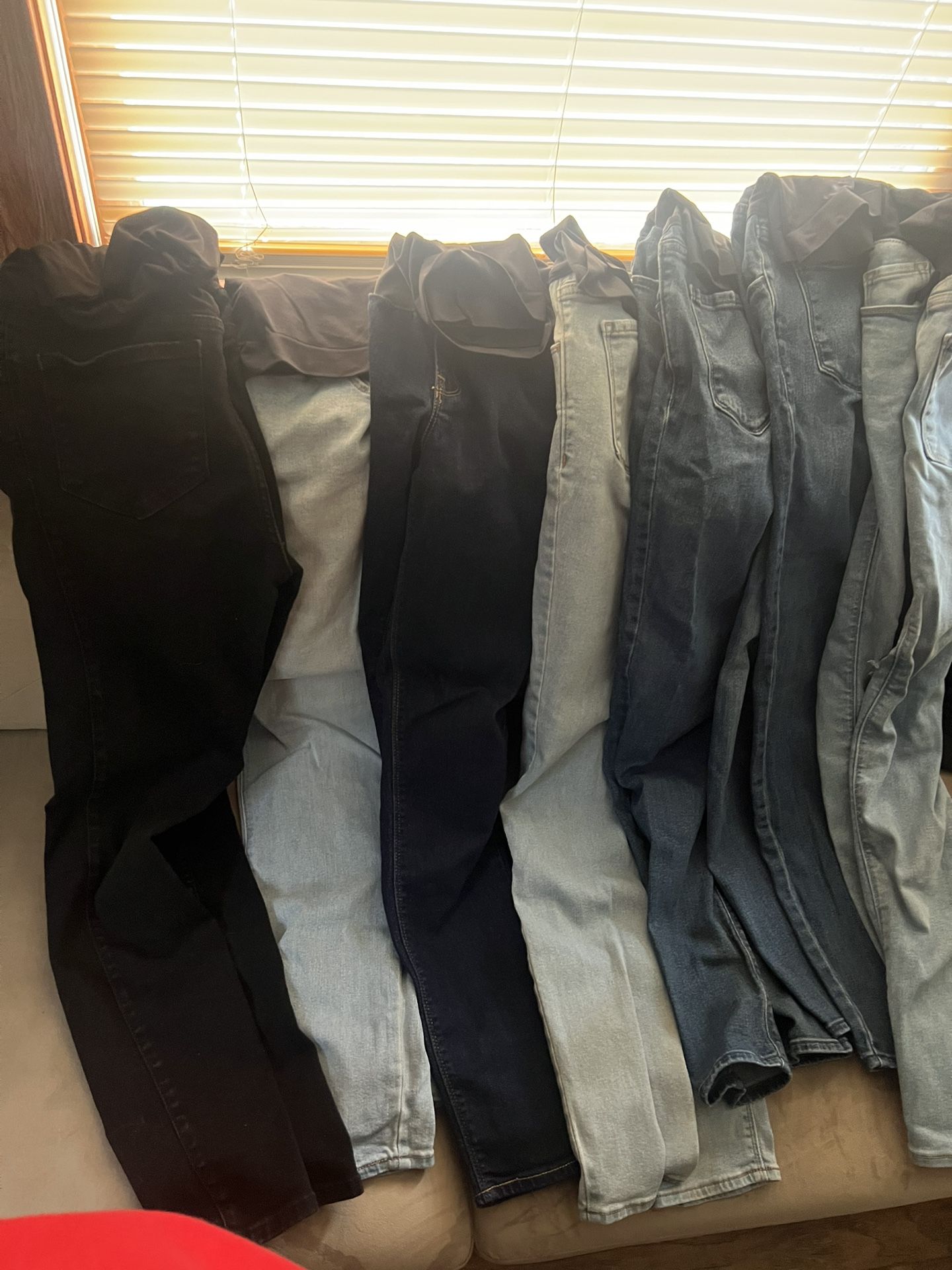 7 Pairs Old Navy Maternity Jeans