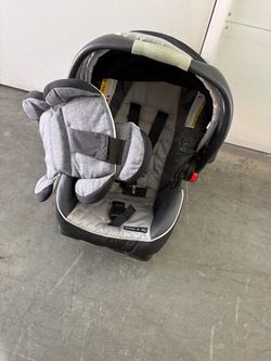 Graco Snugride 35 Infant/Baby Car seat