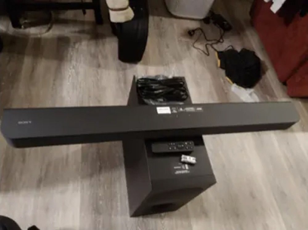 SONY SOUNDBAR WITH POWERFUL WIRELESS SUBWOOFER