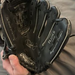 Youth 11” Baseball Glove Rawlings Derek Jeter Model Ready To Play Smaller And Bigger Gloves Available As Well!