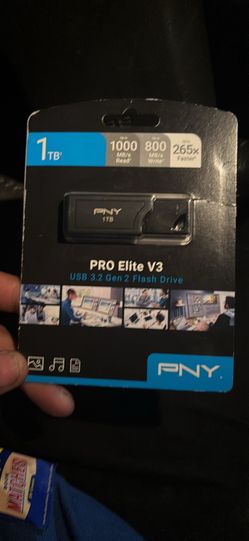 Pny 1 tb flash drive brand new