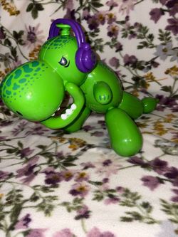 Dinosaur toy