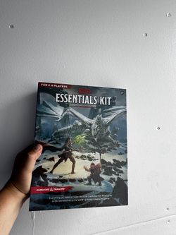 Dungeons And Dragons Essential Kit