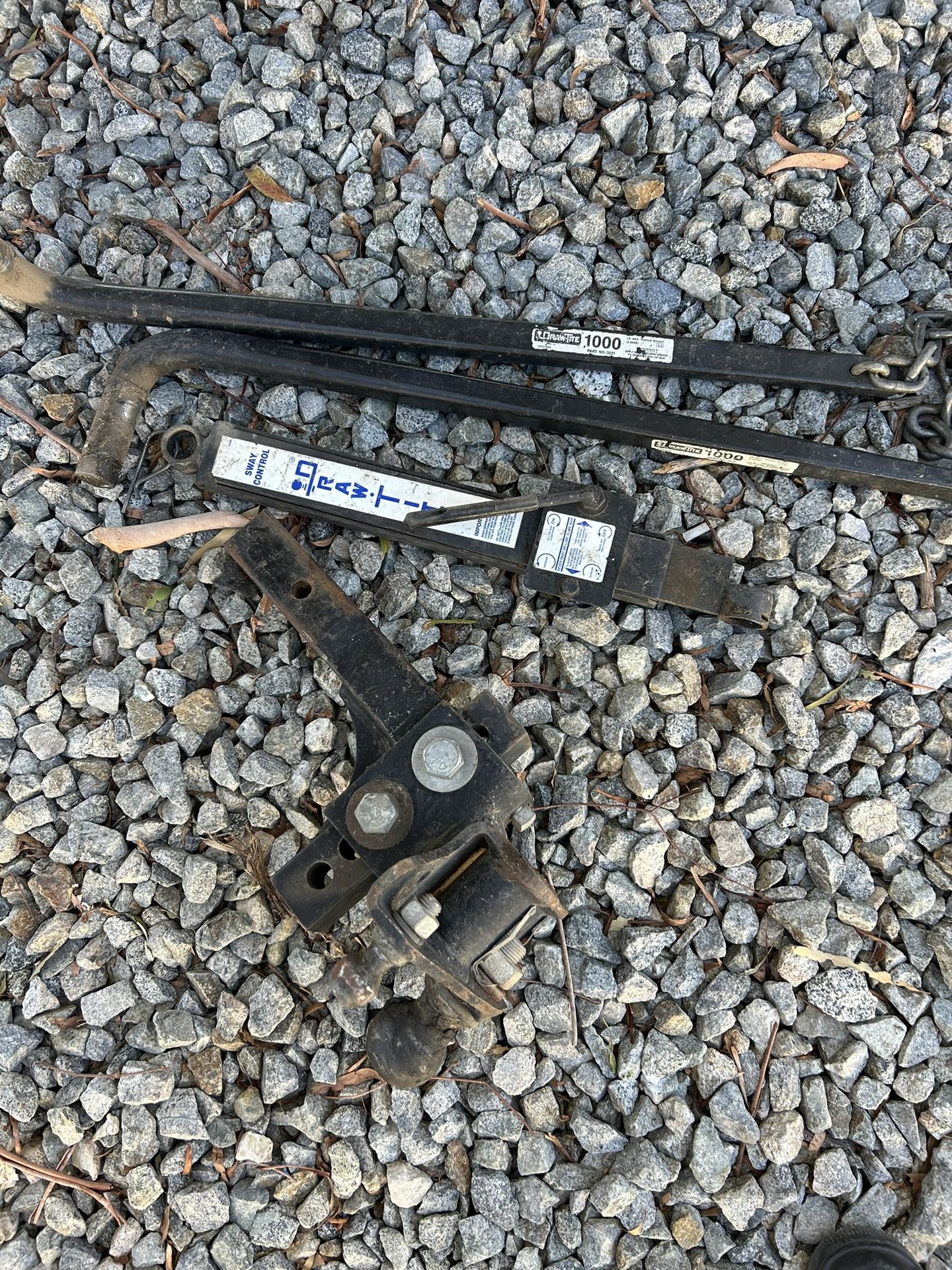 Hitch And Weight Distribution And Sway Control