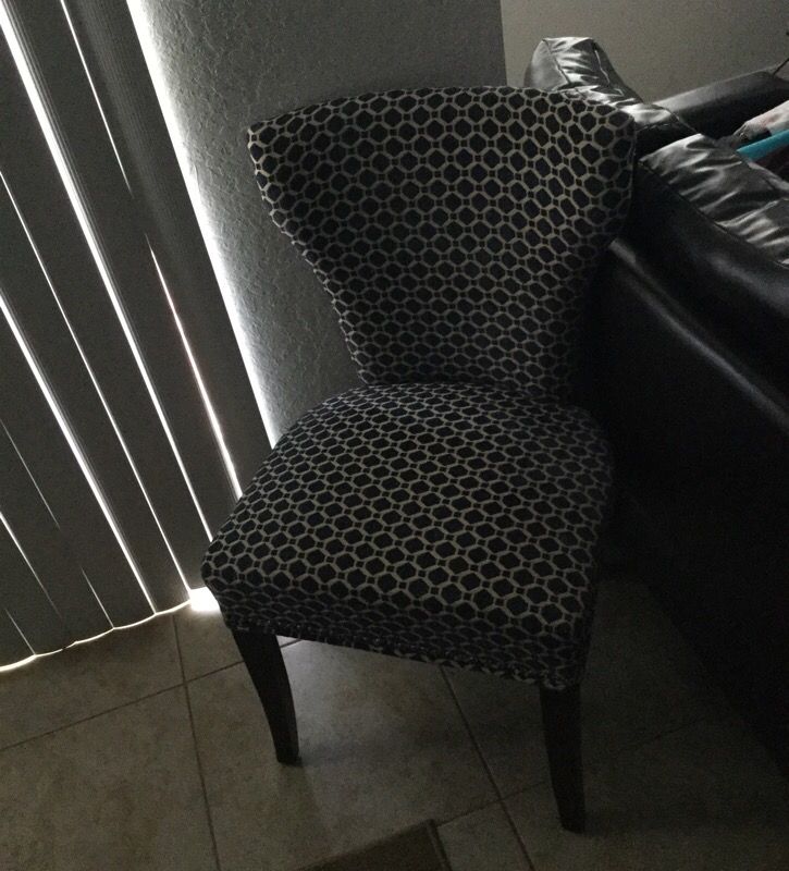 2 lounge chairs