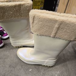 Ugg Boots Size 8 For women's 