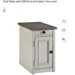 Beautiful Chairside End Table With Charging Ports