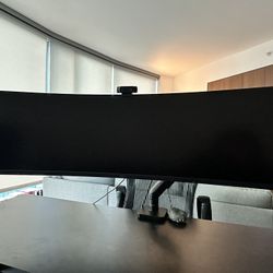 49” Curved Monitor 