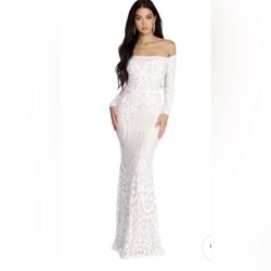 Prom dress (size L) New 