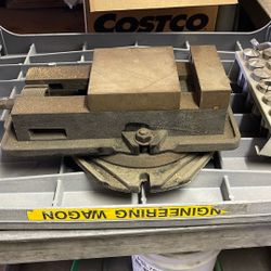 Vise  W/Swivel 6”
