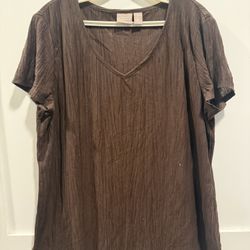 Women’s Shirt Size Large