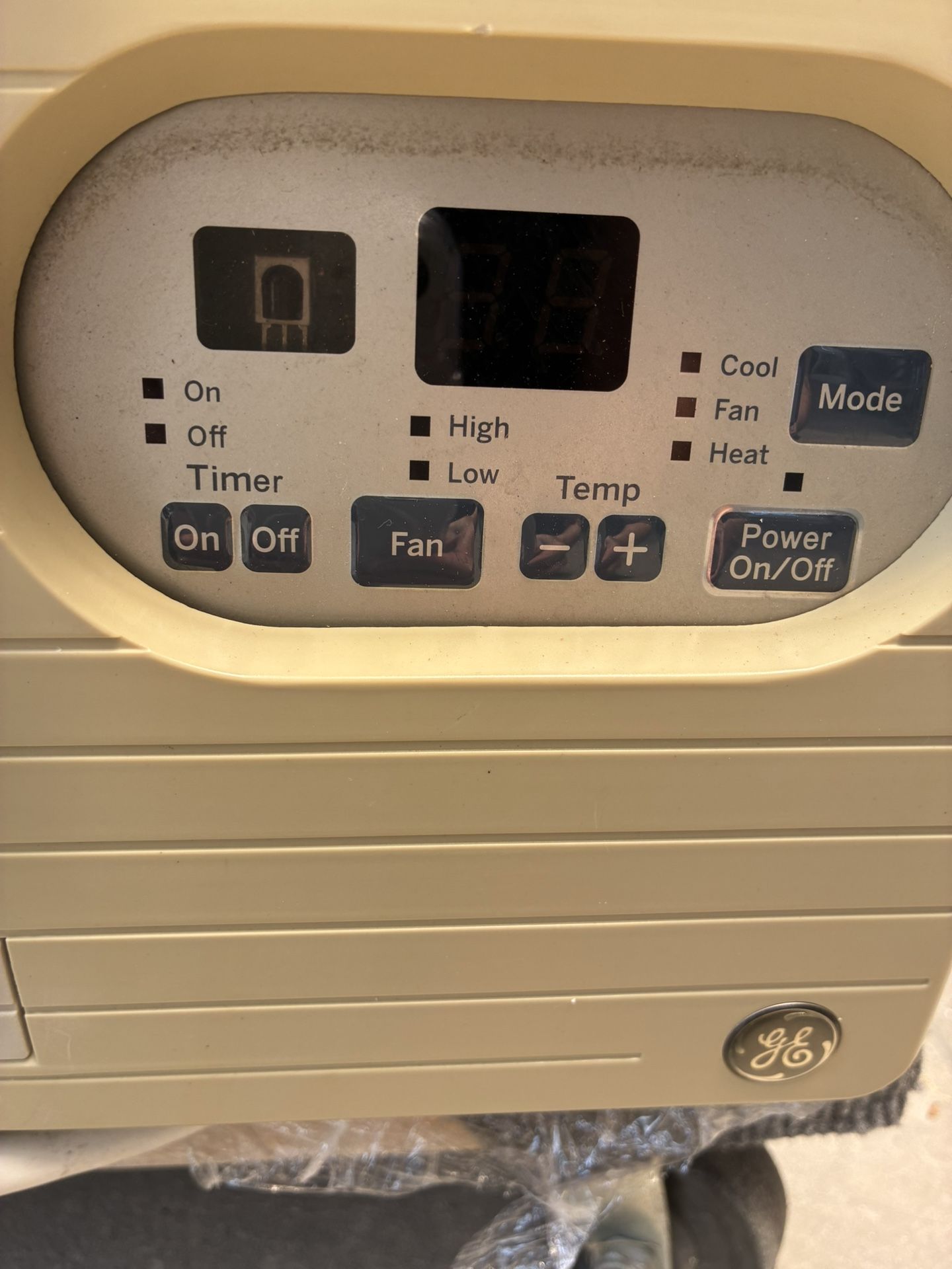 GE Air And Heat Conditioner